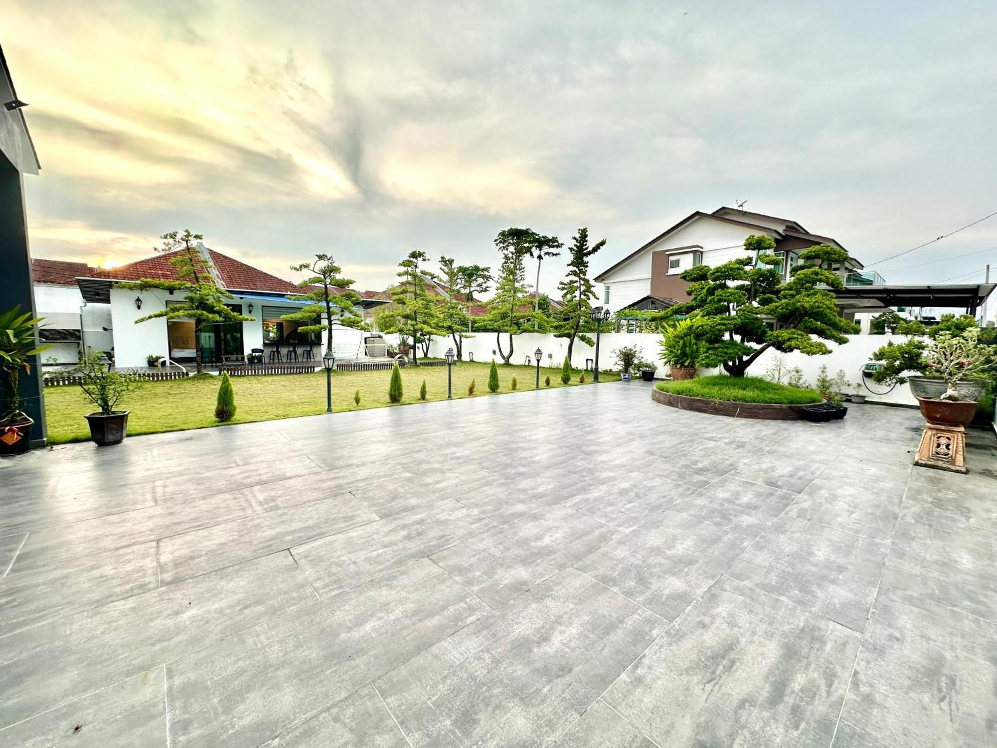 Stylish Villa Alma Simpang Ampat  Buitenkant foto